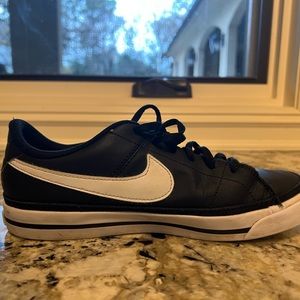 nike court legacy big boys shoes